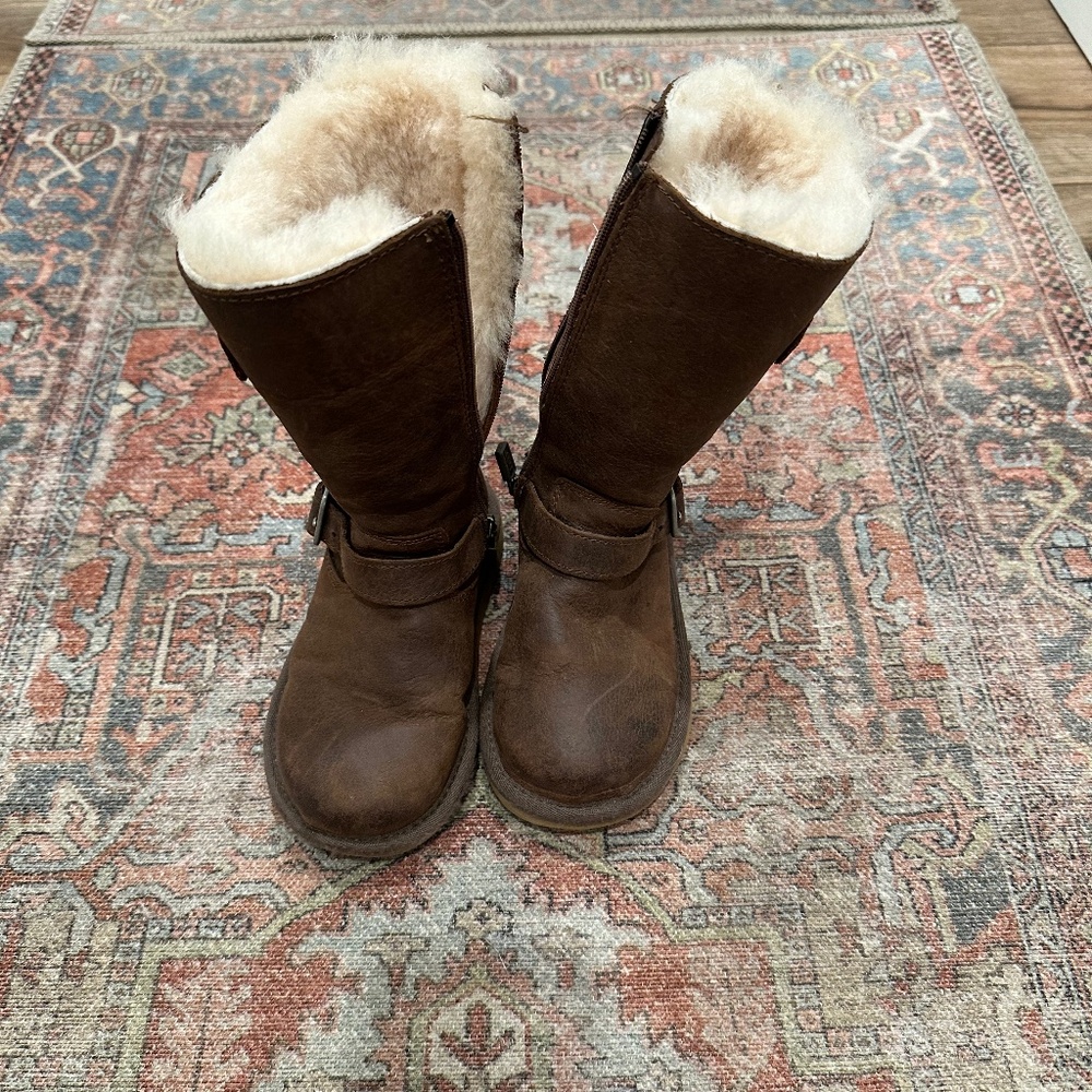 Brown Leather Kids Uggs